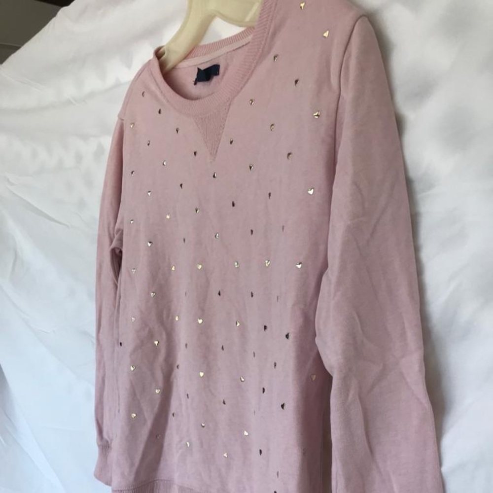 Pink gold heart patterned top
